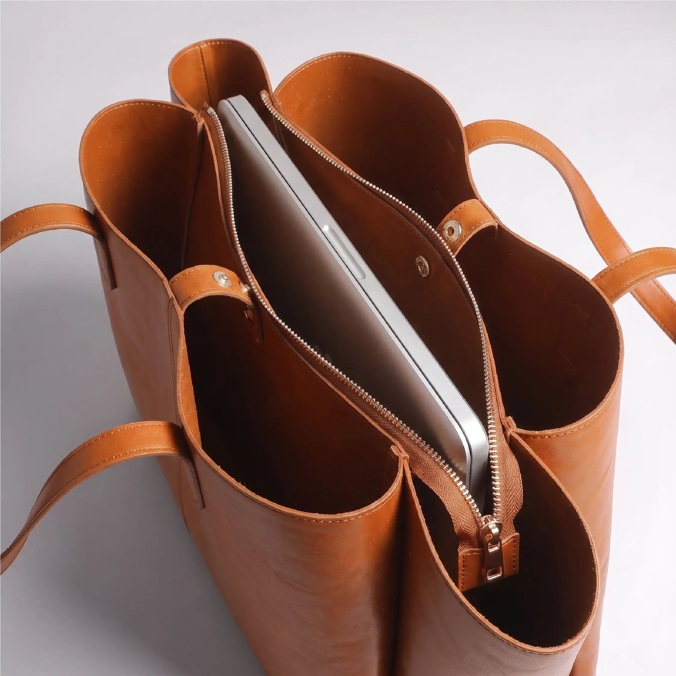 Aveline Structured Tote Bag