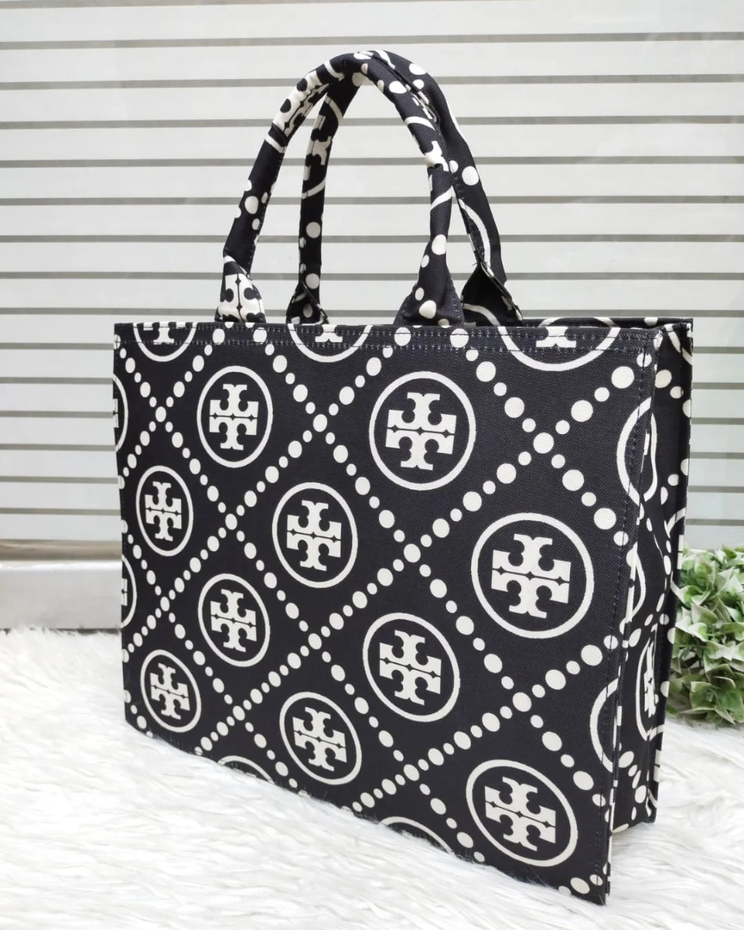 Tote Handbag